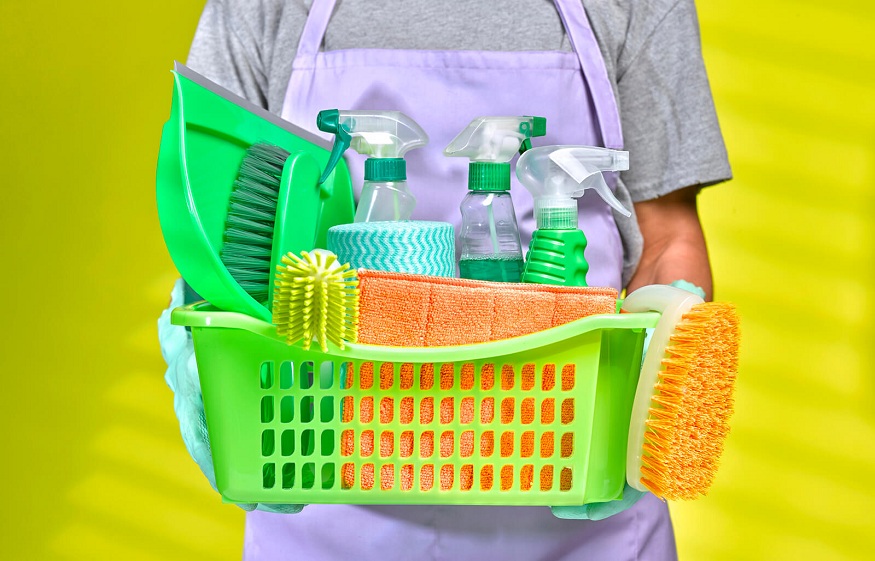 How to Make Your Own Natural Cleaning Products