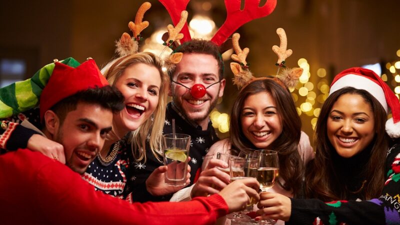 How to Throw an Unforgettable Christmas Party