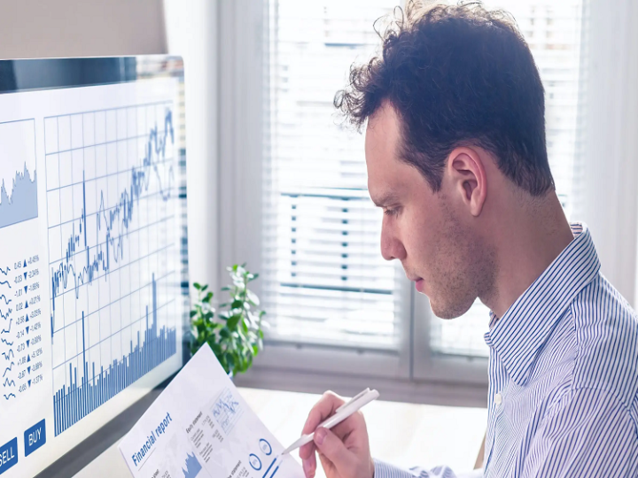 10 Common Mistakes to Avoid in Stock Analysis