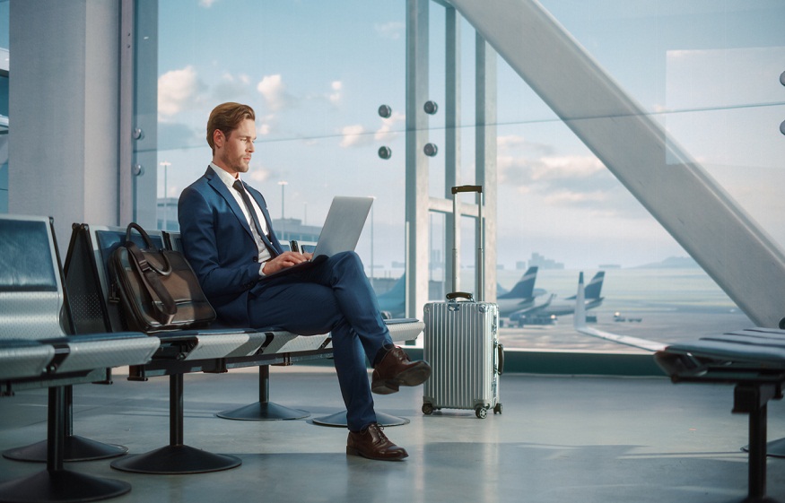 Free Zone vs Mainland Tax Benefits: What Investors Should Know